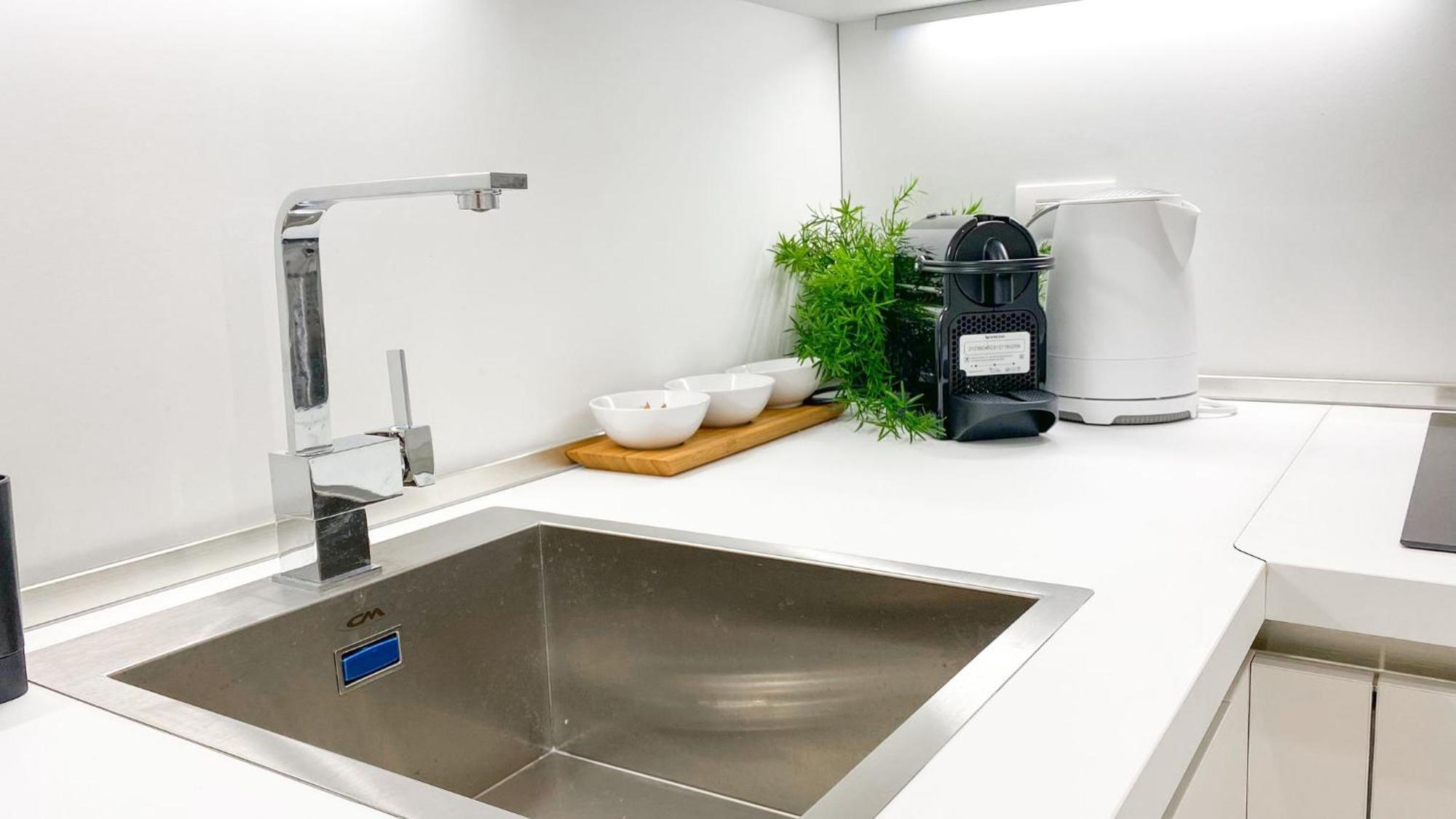 Cardano Suite - 5 Min From Central Station Milaan Buitenkant foto
