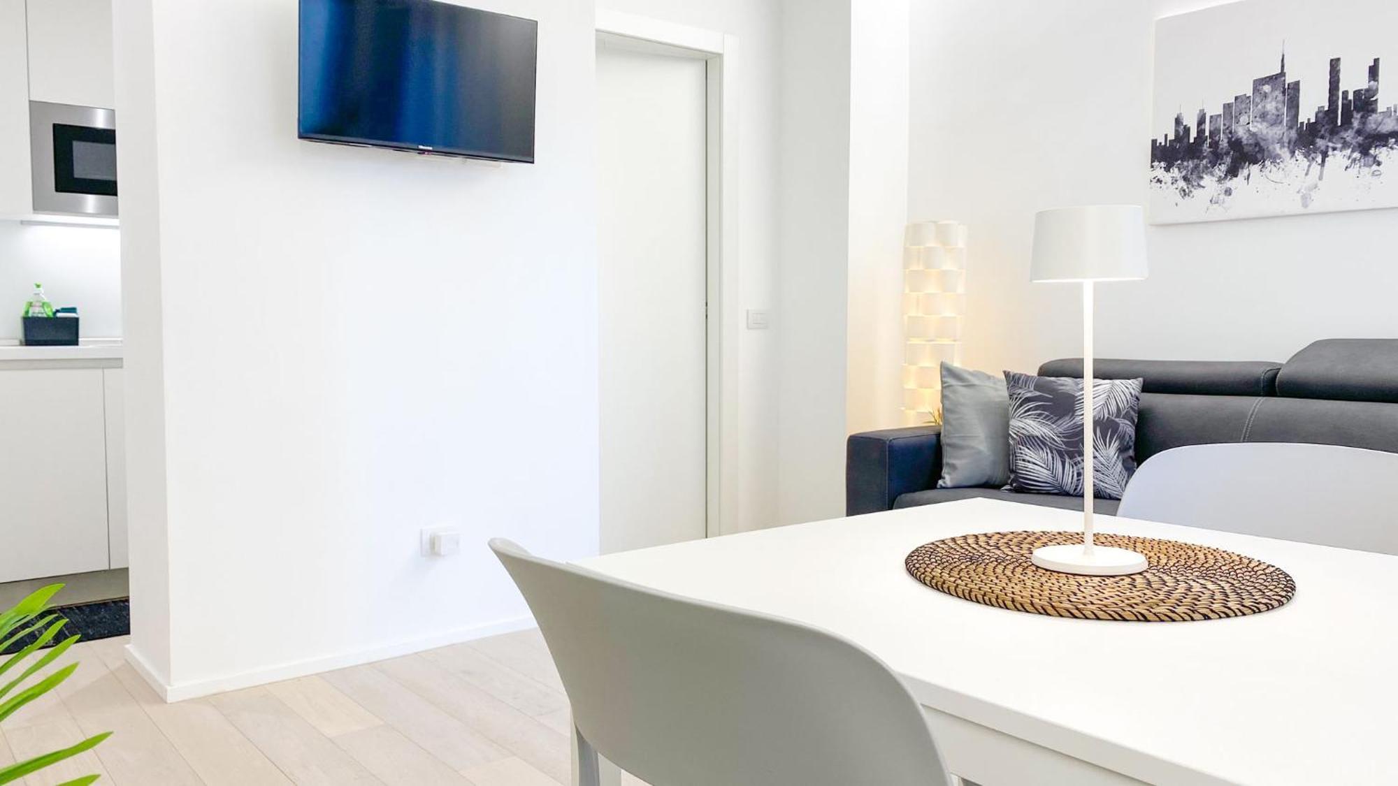 Cardano Suite - 5 Min From Central Station Milaan Buitenkant foto